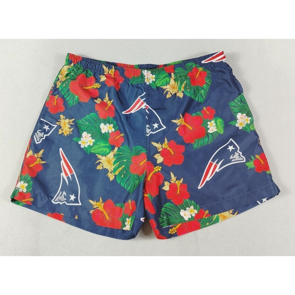 New England Patriots Shorts Mens Large Blue NFL Football Team Apparel Swim
